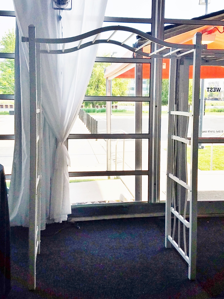 Plastic Arbor Undecorated Harley 06 09 18 768x1024